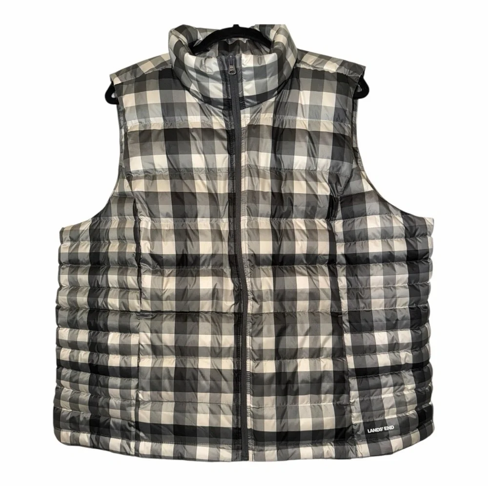 Lands' End Women's Checkered Puffer Vest in Black and Gray